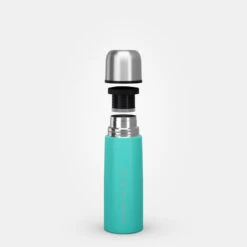 Quechua Bouteille Isotherme Inox 0,4L Avec Gobelet Pour La Randonnée - Turquoise -Magasins De Camping Essentiels bouteille isotherme inox 04l avec gobelet pour la randonnee turquoise 7