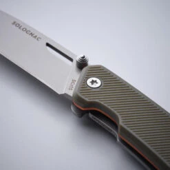 Couteau Chasse Pliant 7,5cm GRIP V2 KAKI Axis 75 -Magasins De Camping Essentiels couteau chasse pliant 75cm grip v2 kaki axis 75 3