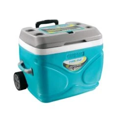 Glacière Rigide Pinnacle Avec Roues D'une Capacité De 66L. -Magasins De Camping Essentiels glaciere rigide pinnacle avec roues dune capacite de 66l 3