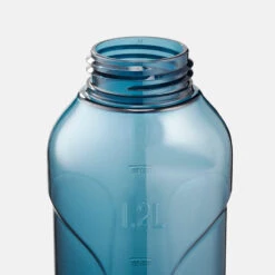 Quechua Gourde Rando MH500 Bouchon Ouverture Rapide 1,2 Litre Plastique (Ecozen®) Bleu -Magasins De Camping Essentiels gourde rando mh500 bouchon ouverture rapide 12 litre plastique ecozen bleu 3