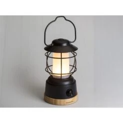 Lampe Lanterne De Camping LED Kiruna Jord - Rechargeable - USB - Bambou - Rétro 11 Lampe Lanterne De Camping LED Kiruna Jord - Rechargeable - USB - Bambou - Rétro -Magasins De Camping Essentiels lampe lanterne de camping led kiruna jord rechargeable usb bambou retro 2