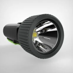 Lampe Torche Autonome étanche - DYNAMO 300 WP Noire - 35 Lumens -Magasins De Camping Essentiels lampe torche autonome etanche dynamo 300 wp noire 35 lumens 5