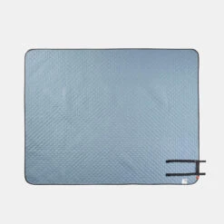 Quechua Plaid Couverture Confort Pour Pique Nique Et Camping - 170 X 140 Cm -Magasins De Camping Essentiels plaid couverture confort pour pique nique et camping 170 x 140 cm 2