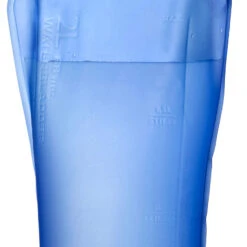 Poche à Eau Avec Tube Isotherme - 2 Litres - MT500 -Magasins De Camping Essentiels poche a eau avec tube isotherme 2 litres mt500 3