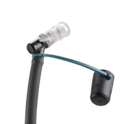 Poche à Eau Avec Tube Isotherme - 2 Litres - MT500 -Magasins De Camping Essentiels poche a eau avec tube isotherme 2 litres mt500 6