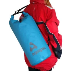Aquapac Sac étanche 25L Heavyweight Avec Bandoulière Blu -Magasins De Camping Essentiels sac etanche 25l heavyweight avec bandouliere blu 2