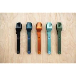 SET COMPLET DE 5 JEUX DE 3 COUVERTS MAGNÉTIQUES CAMPING EN ALUMINUM DUR - ÉTUI -Magasins De Camping Essentiels set complet de 5 jeux de 3 couverts magnetiques camping en aluminum dur etui 4